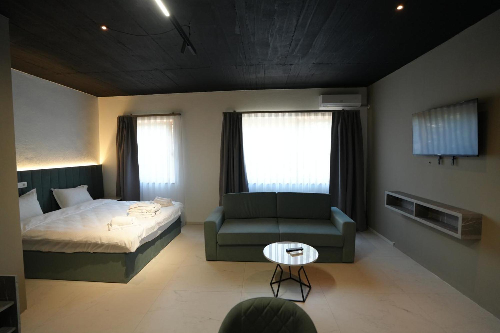Biond Hotel プリズレン 部屋 写真