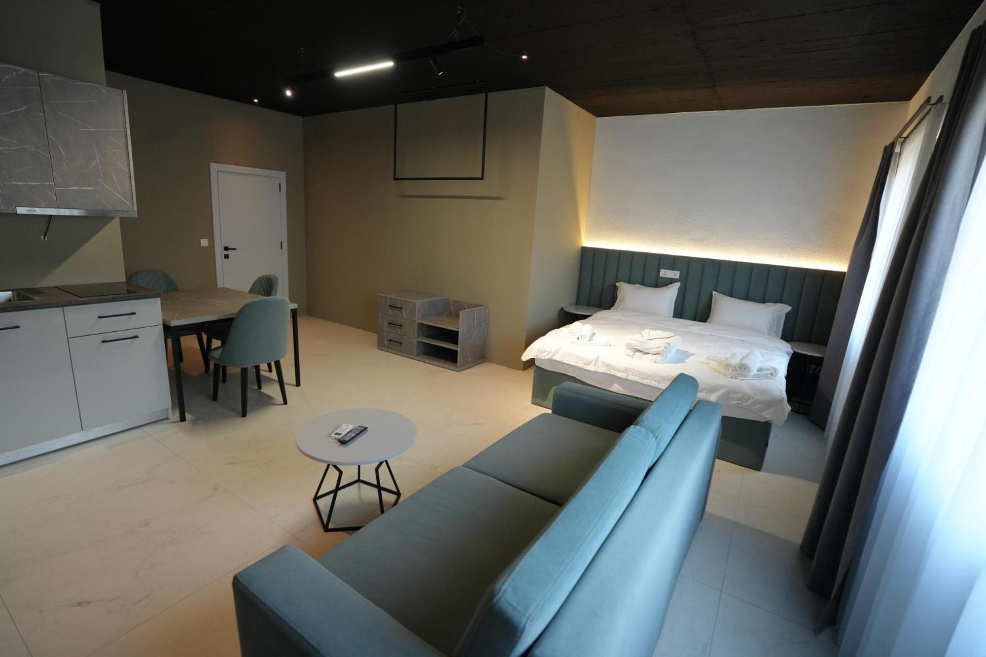 Biond Hotel プリズレン エクステリア 写真